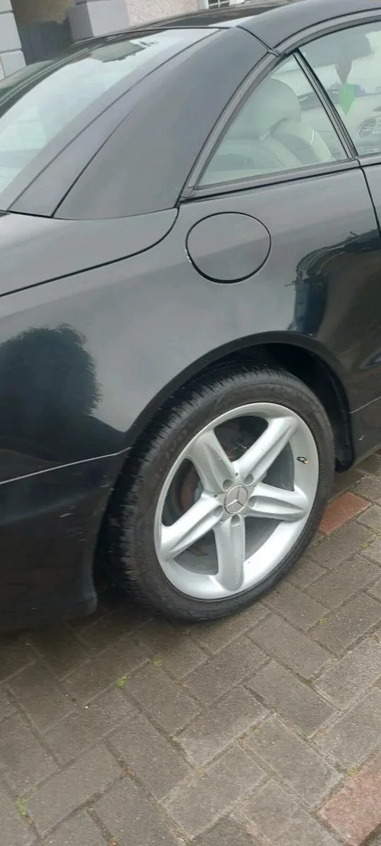 Mercedes SL - Image 3