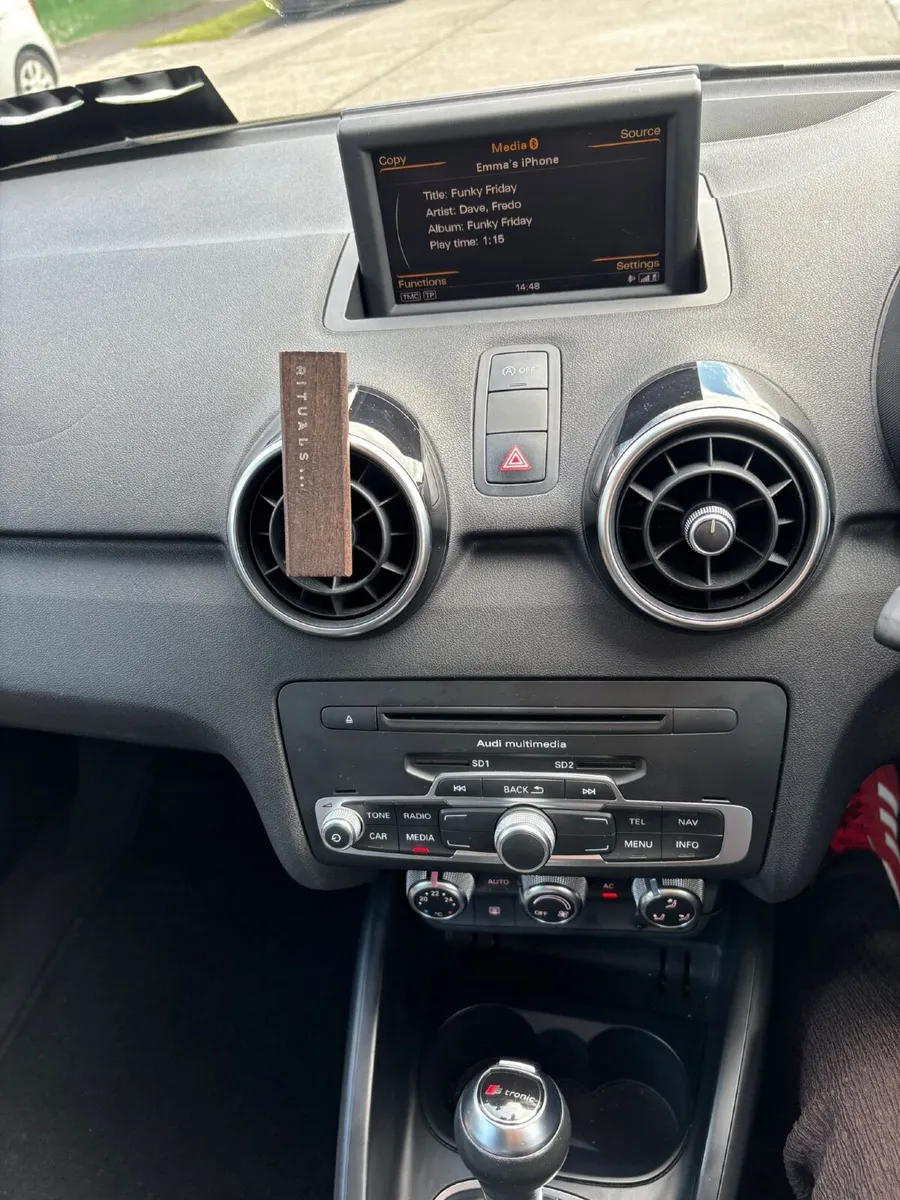 Audi A1 2011 - Image 2