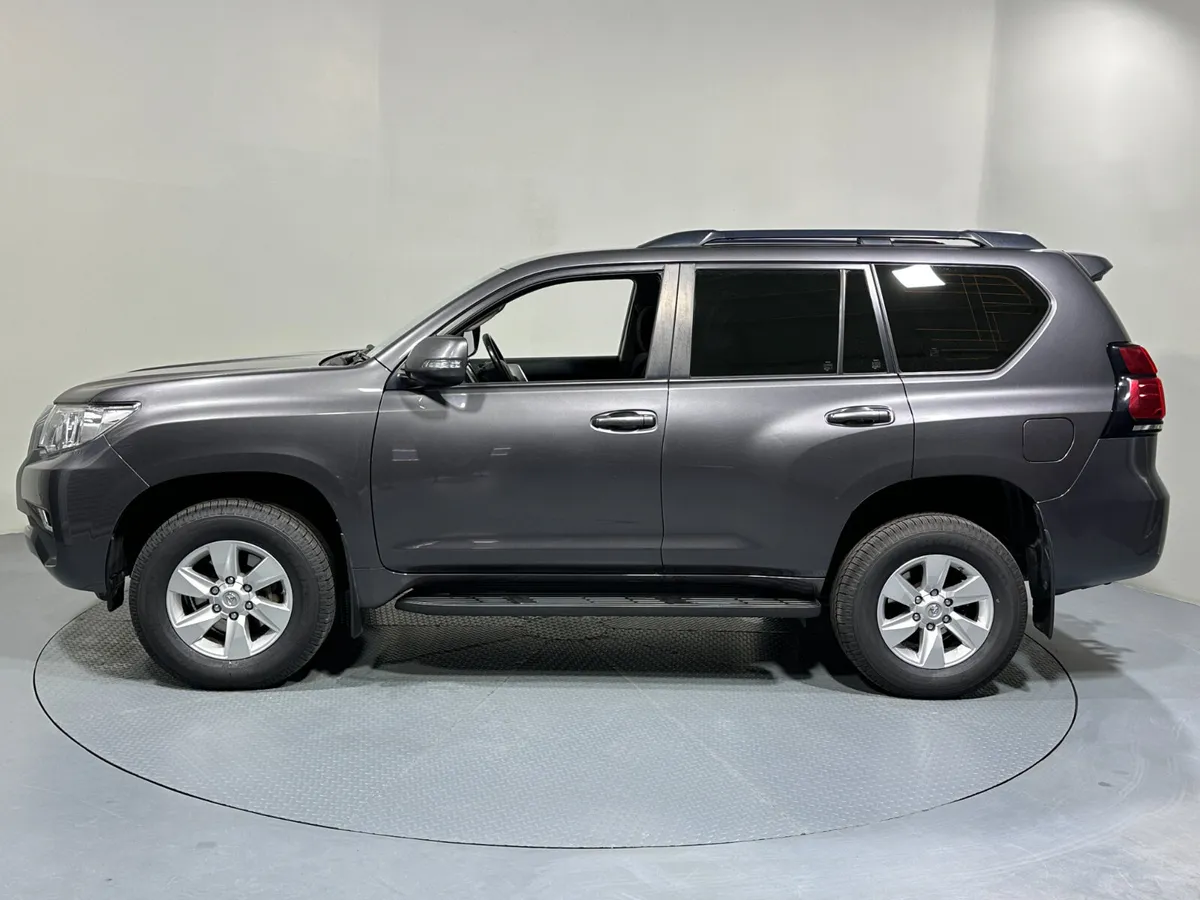 Toyota Land Cruiser LWB 2.8 D4D 202 - Image 4