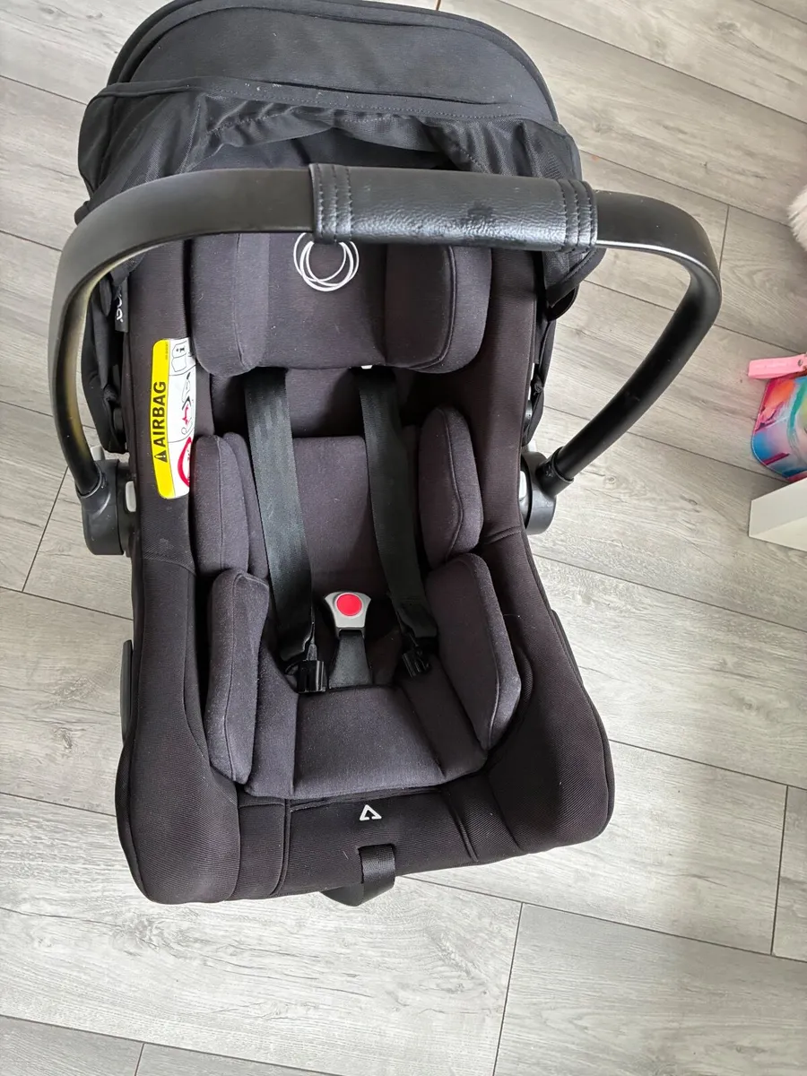 car seat bugaboo turtle air with base - Image 4