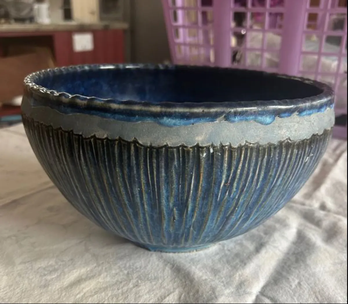 Hand crafted Ceramic Bowl - Image 1