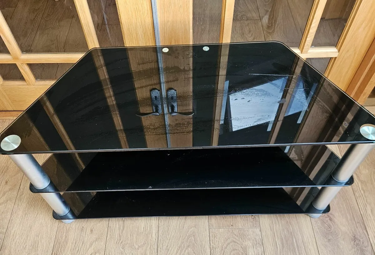 TV Stand - Image 3