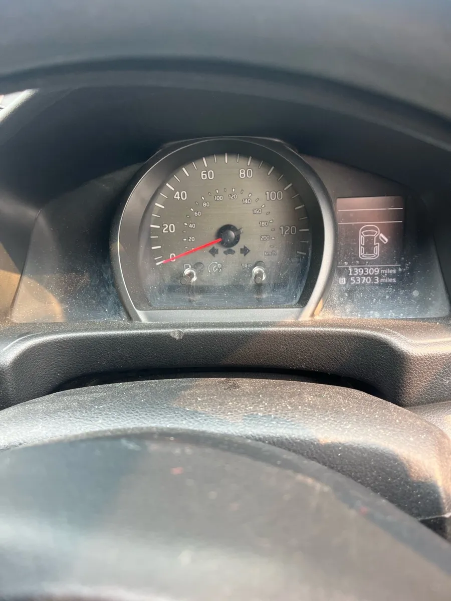 Car - Image 2