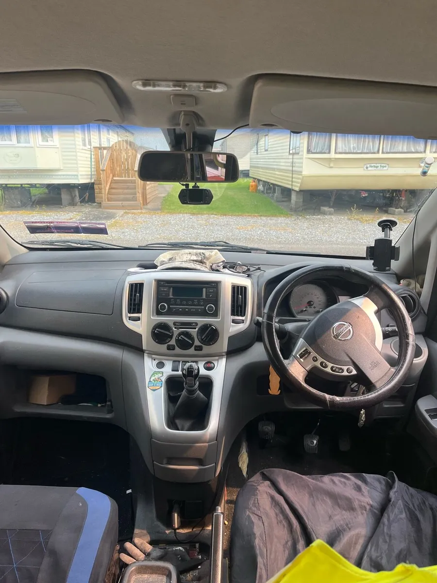 Car - Image 3