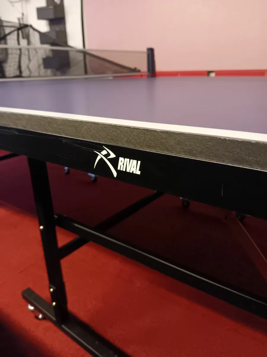 Table tennis Robot and table - Image 2