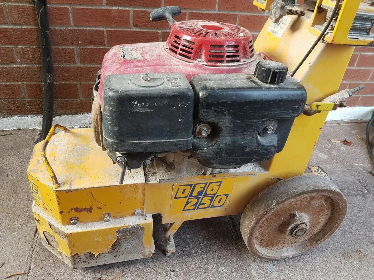 Concrete grinder / polisher - Image 2