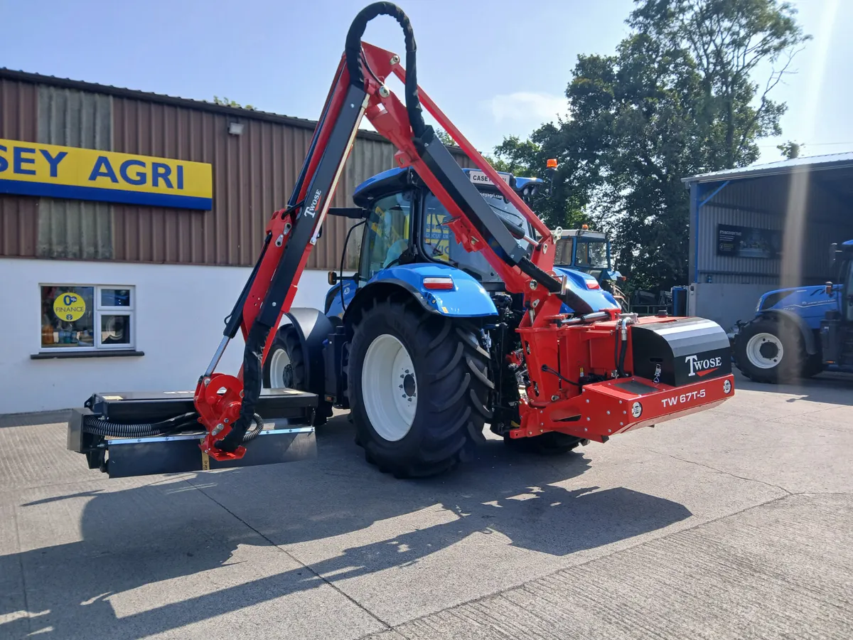 Twose  /  Mcconnel  Hedgecutter - Image 2