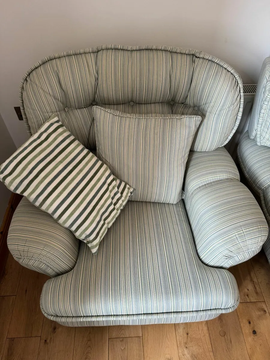 2x Arm Chairs - Rare Use & Pristine Condition - Image 3