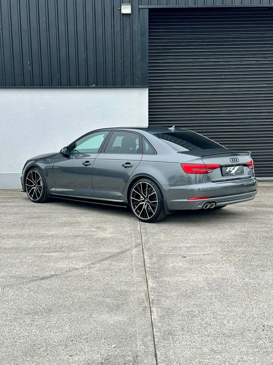 2016AUDI A4 S LINE BLACK EDITION  SPEC 2.0 TDI 190 - Image 3