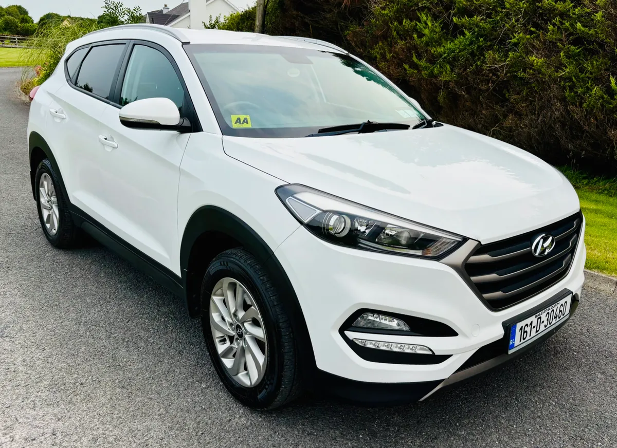 2016 HYUNDAI TUSCON LOW KMS - Image 1