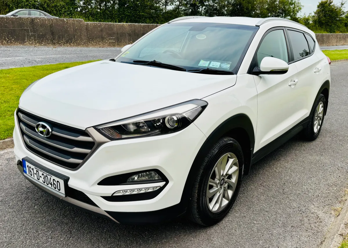 2016 HYUNDAI TUSCON LOW KMS - Image 3
