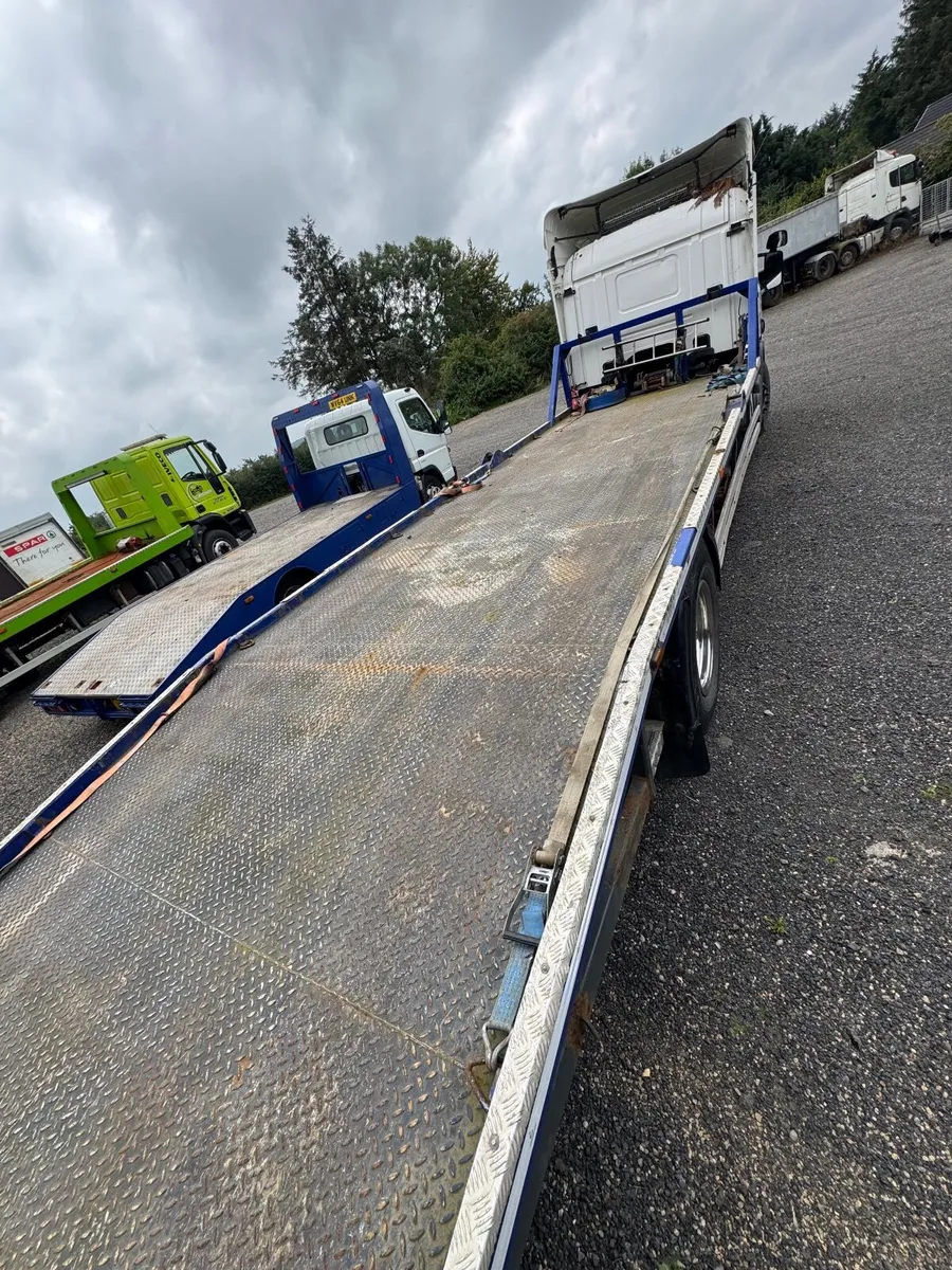 Mitsubishi/Scania/Iveco Lorries For Sale - Image 3