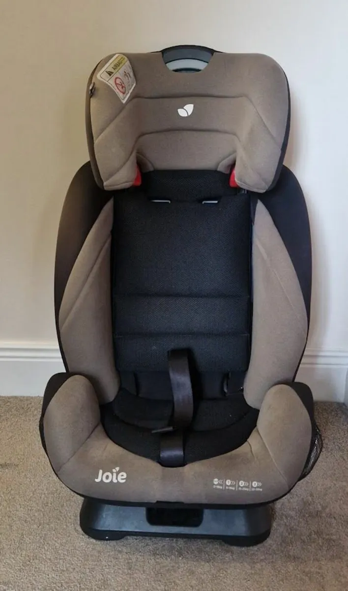 Joie "every stage" Car Child Seat