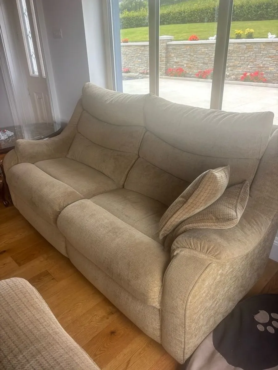 Parker Knoll - Image 4