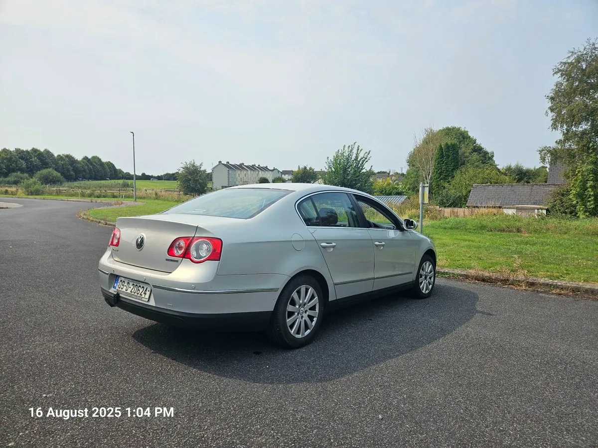 Volkswagen Passat Comfortline 2009 Clonmel - Image 2