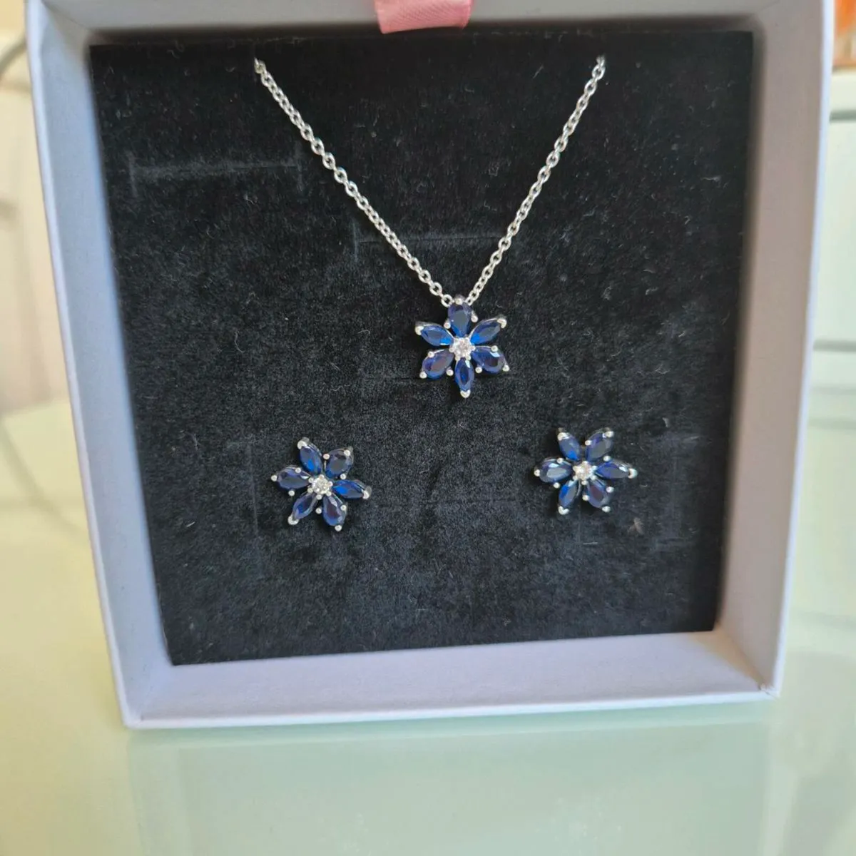 Pandor Sparkling Blue Herbarium Cluster Pendant Ne - Image 3