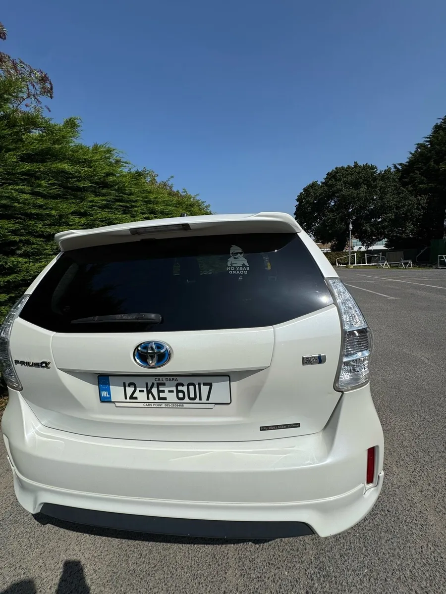 Toyota Prius - Image 4