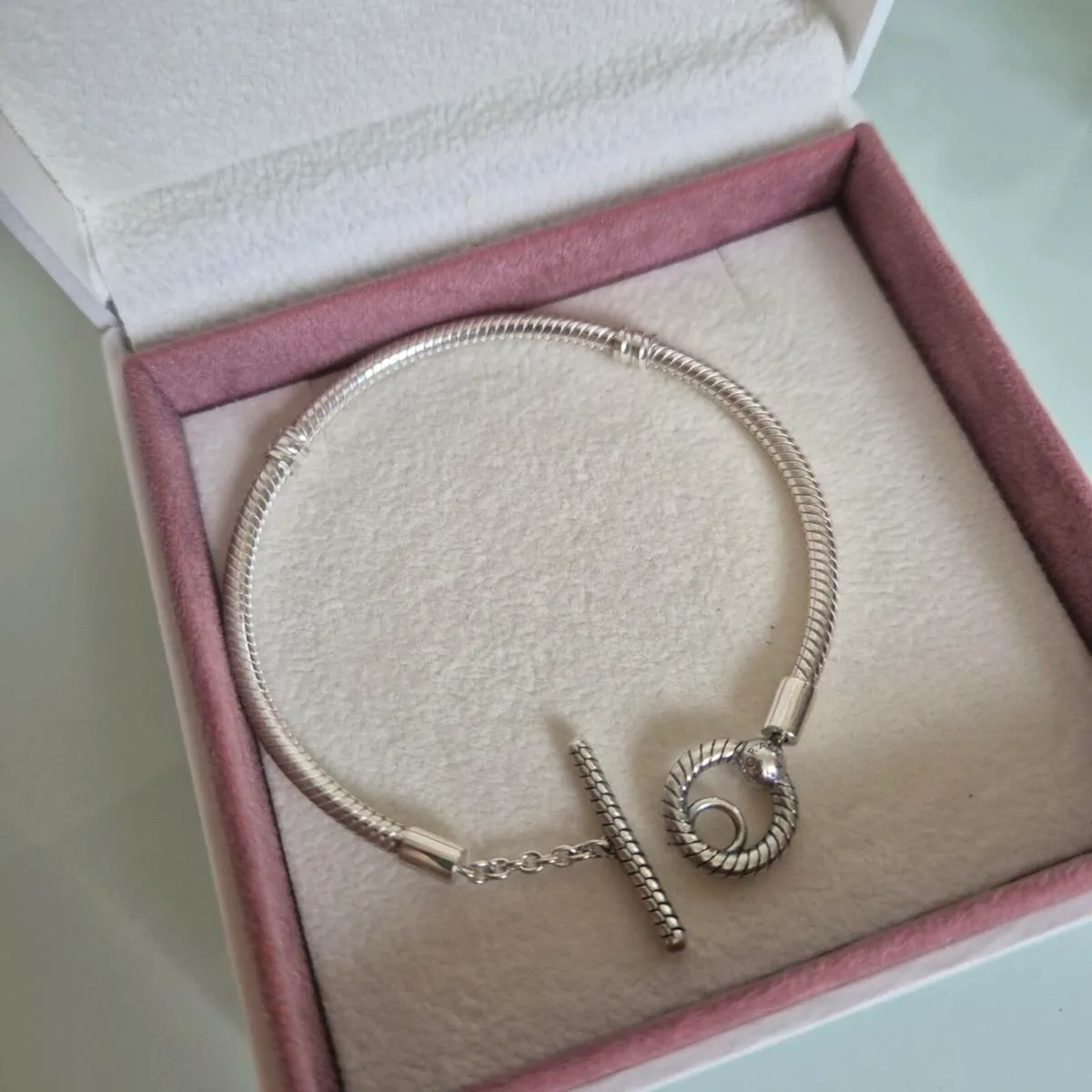 Pandora bracelet T-bar excellent condition - Image 1