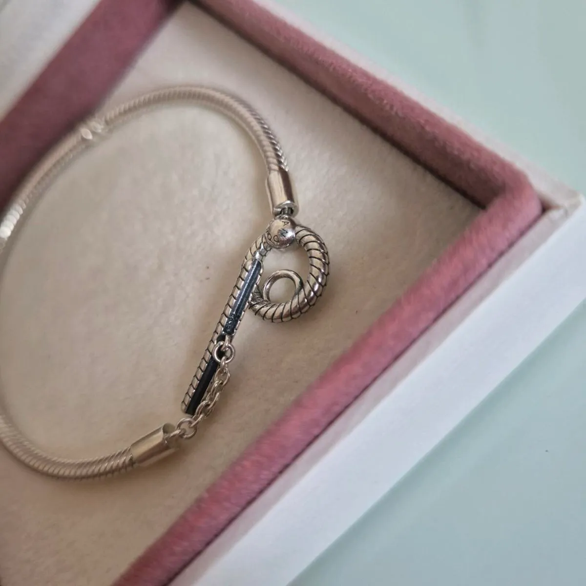 Pandora bracelet T-bar excellent condition - Image 2