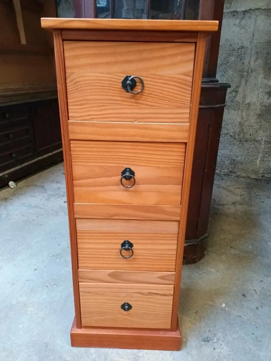 Pine Drawer Unit