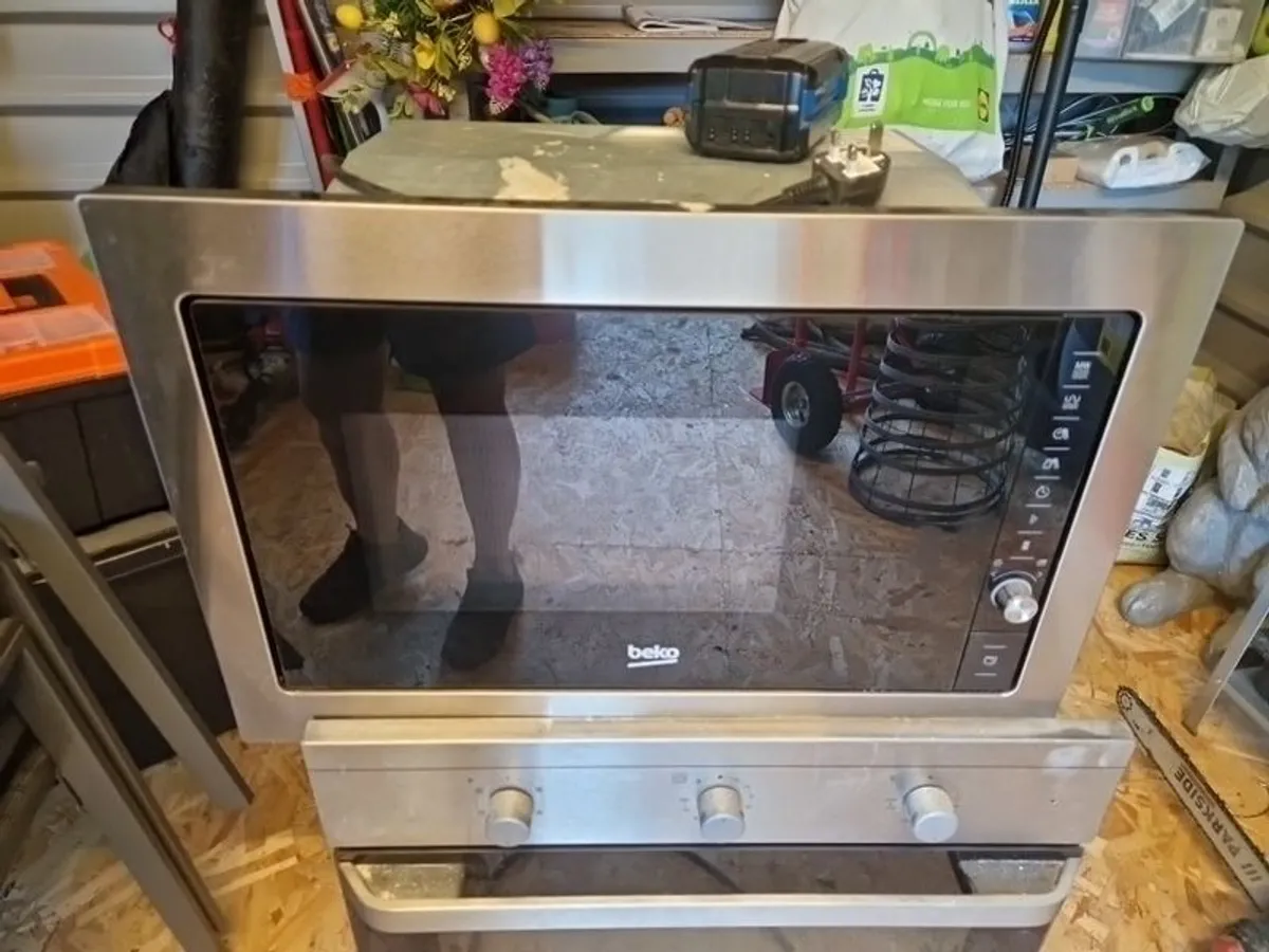 BEKO Oven and microwave - Image 2