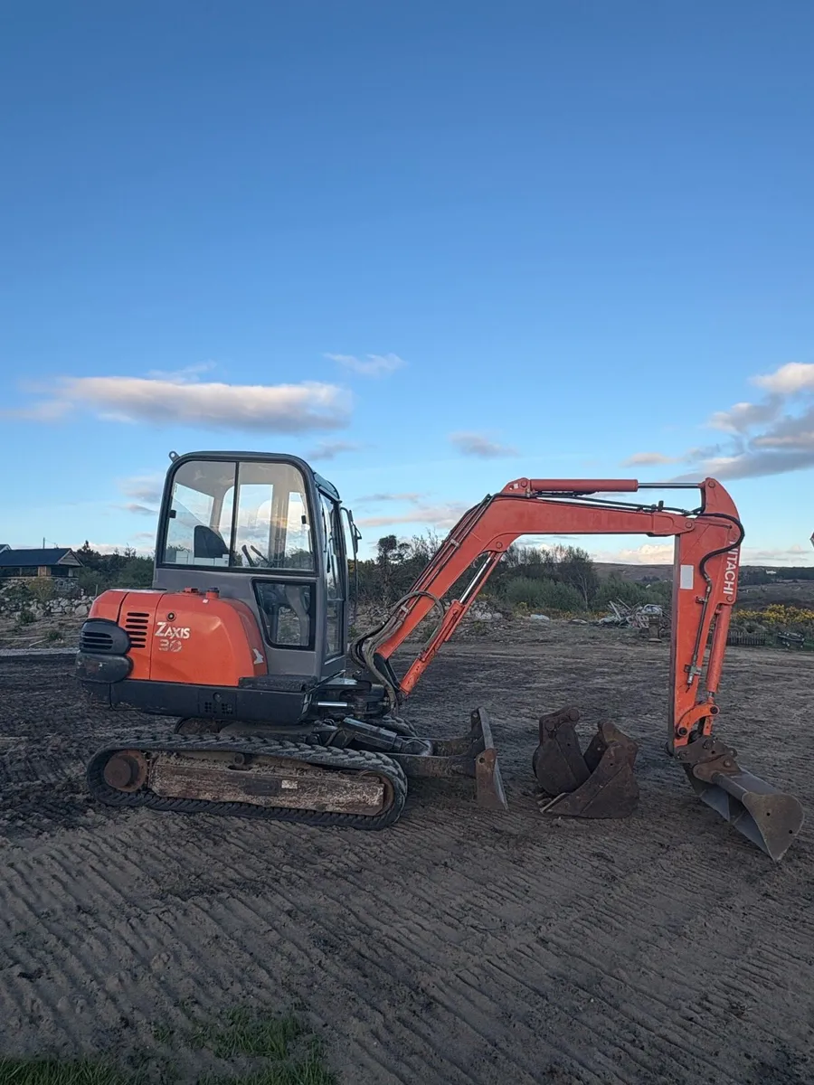 2008 hitachi zx30 low hrs - Image 2