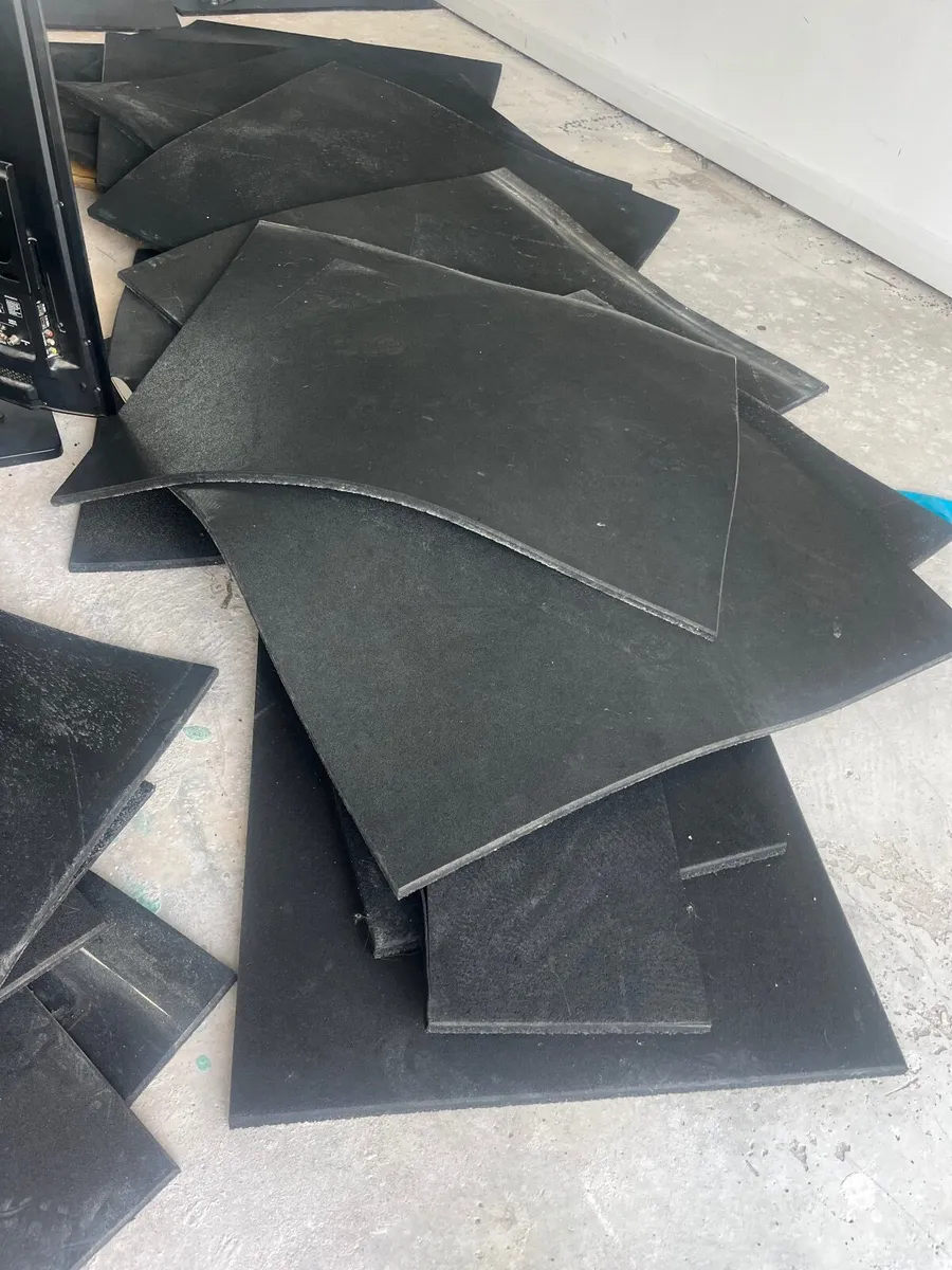 Gym flooring - Image 2