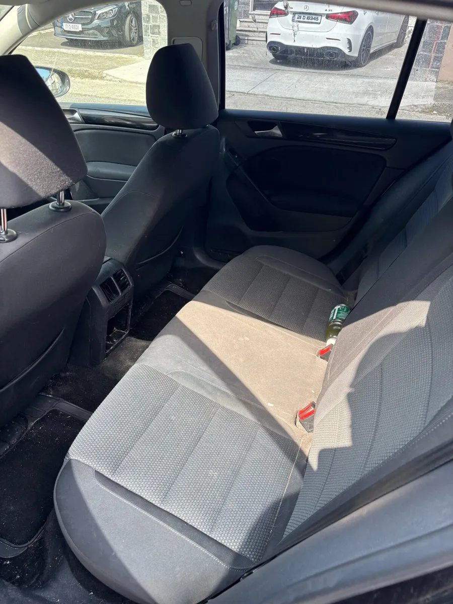 Volkswagen Golf - Image 4