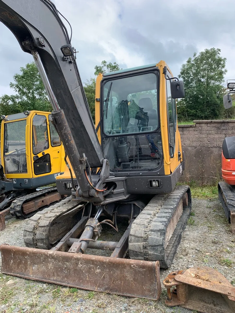 Volvo Digger EC55B - Image 2