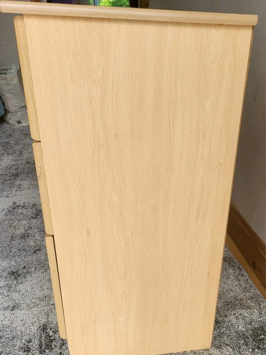 Dresser - Image 2