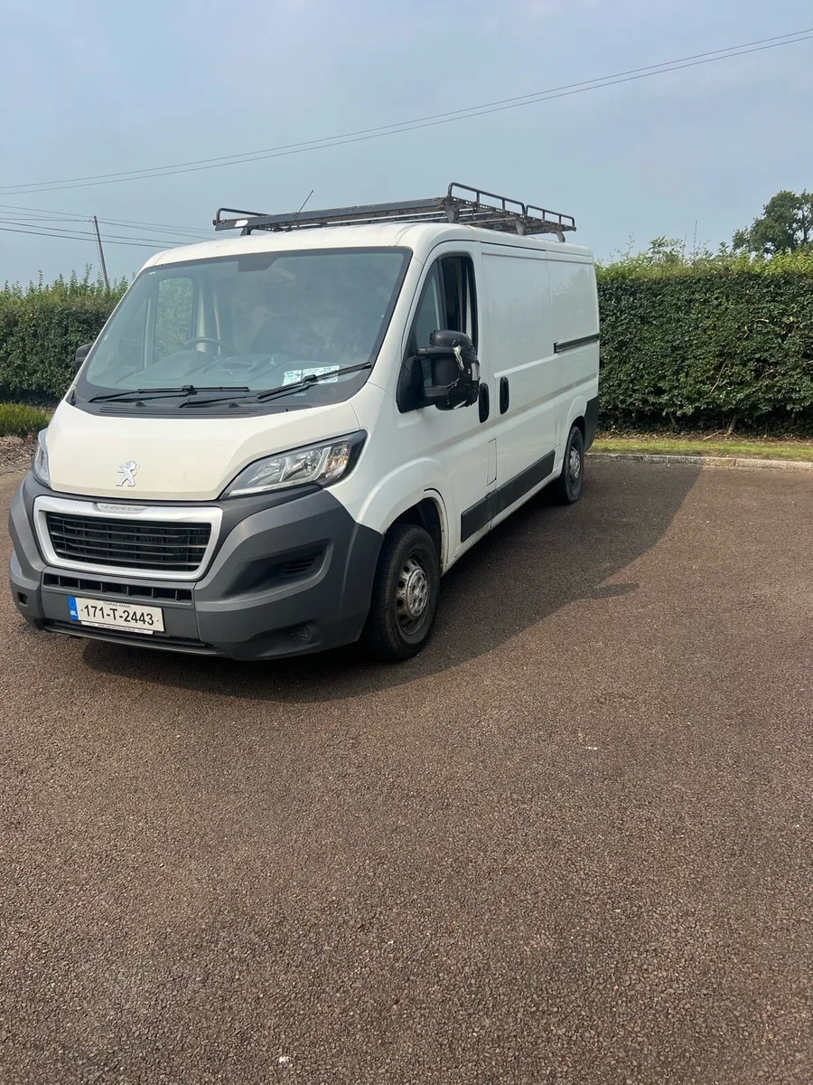 2017 Peugeot Boxer - Image 1