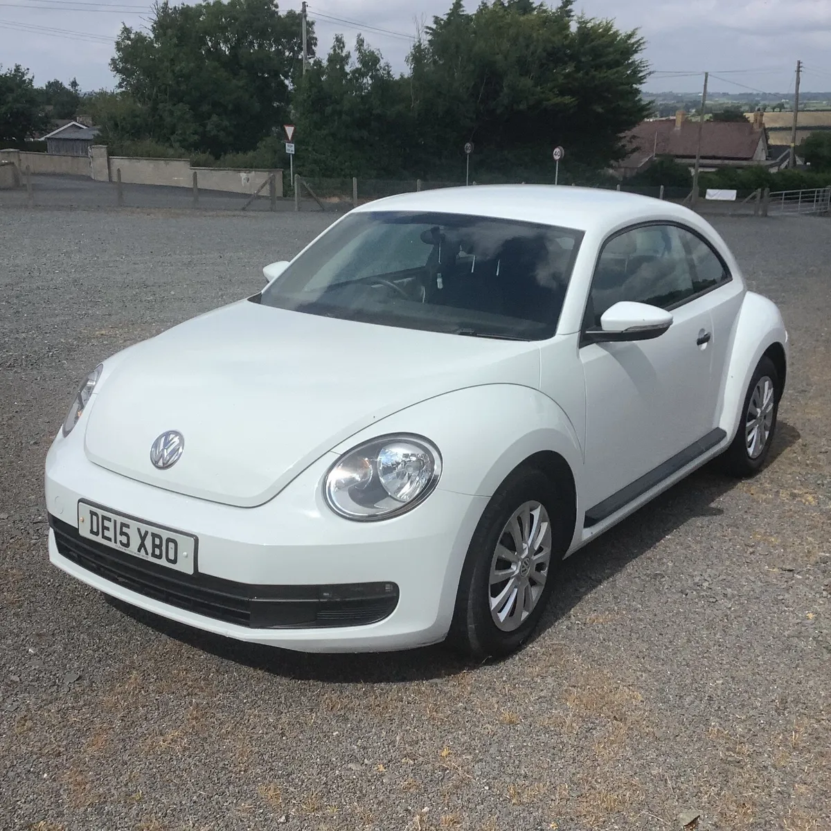 Volkswagen Beetle  1.2 turbo petrol 2015 - Image 3