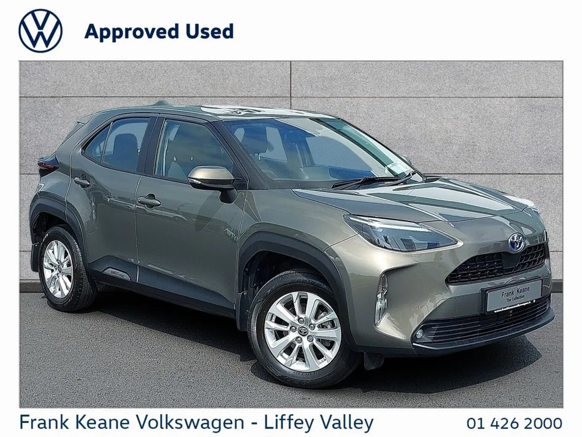 Toyota Yaris Cross Luna 1.5 Hybrid  forest Green - Image 1