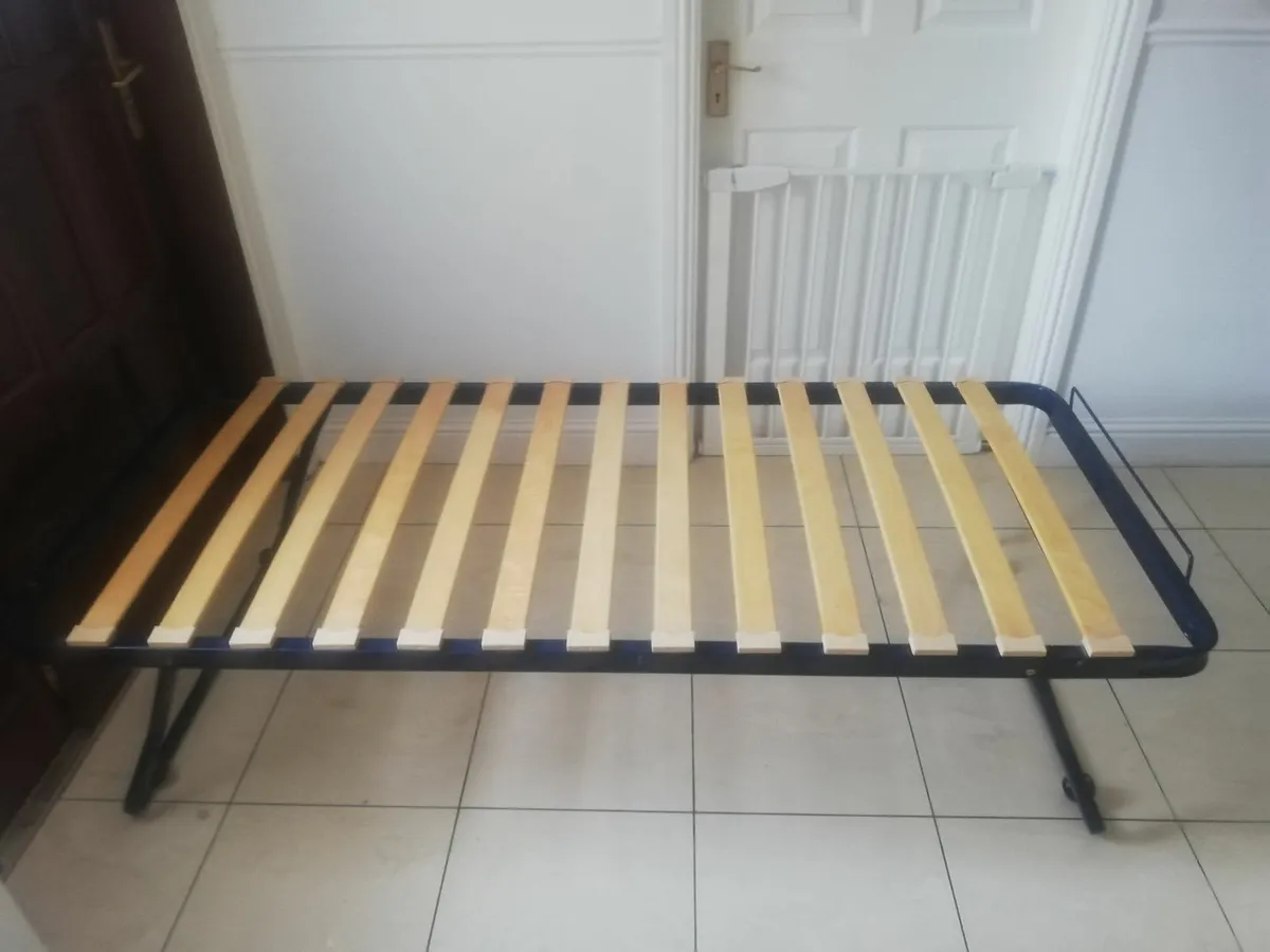 Single bed trundle with mattress - Image 3
