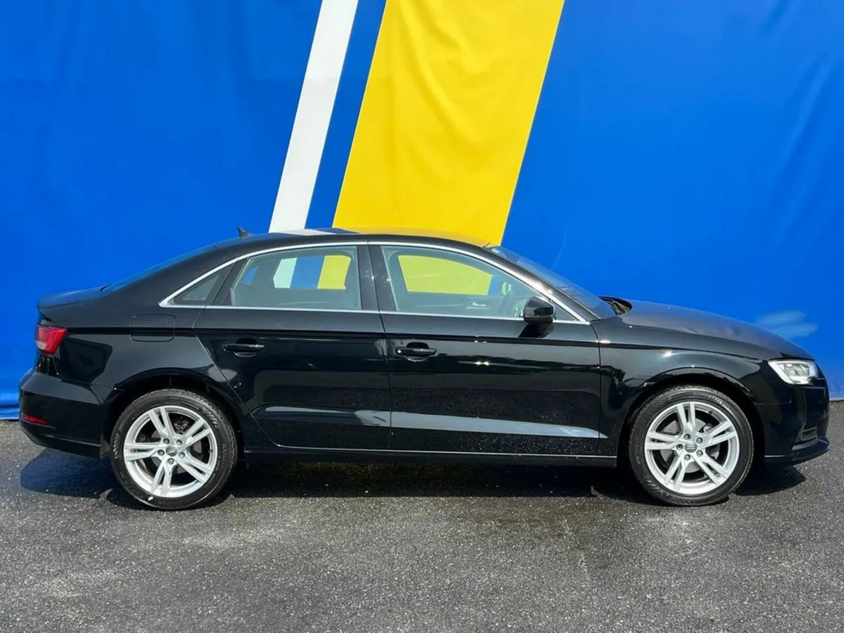 Audi A3 1.0 TFSI // HALF LEATHER SEATS // APPLE CA - Image 2