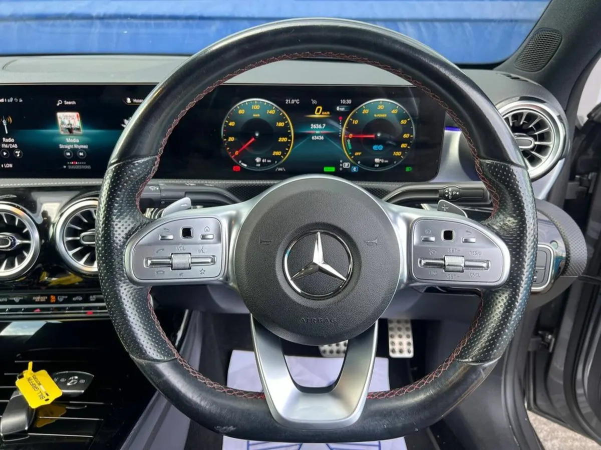 Mercedes-Benz A-Class A250e AMG-LINE PREMIUM 1.3 H - Image 4