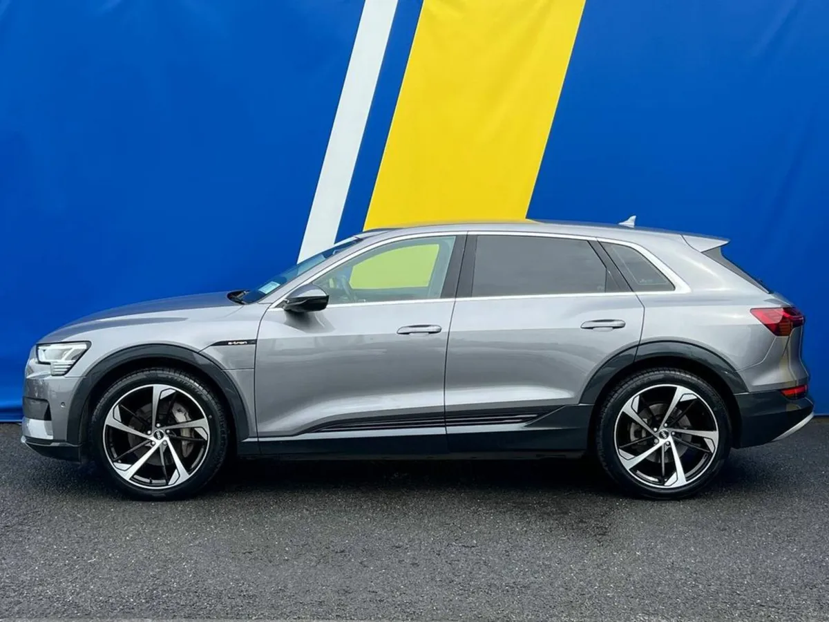 Audi e-tron 50 QUATTRO // NEW 22" RSQ8 ALLOYS // A - Image 3