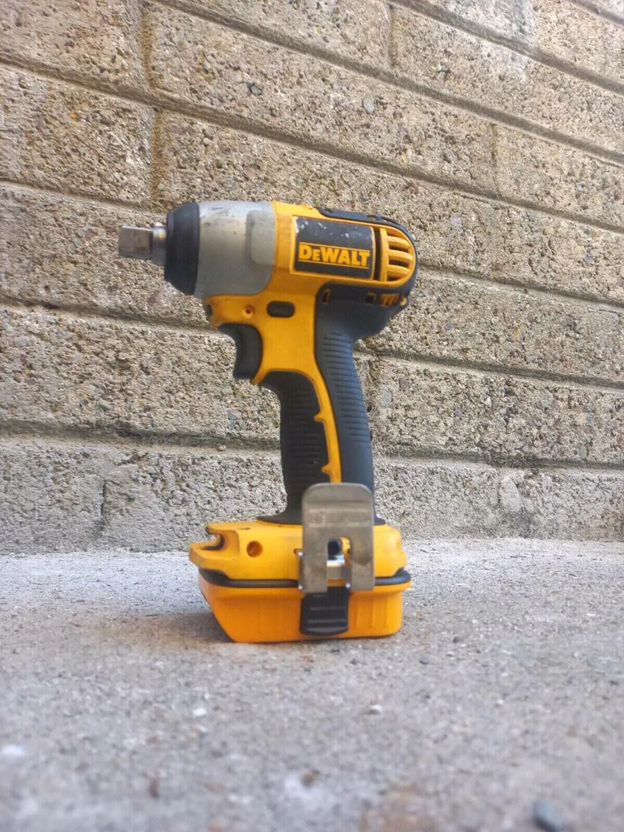 DeWalt 1/2" Impact Wrench - Image 1