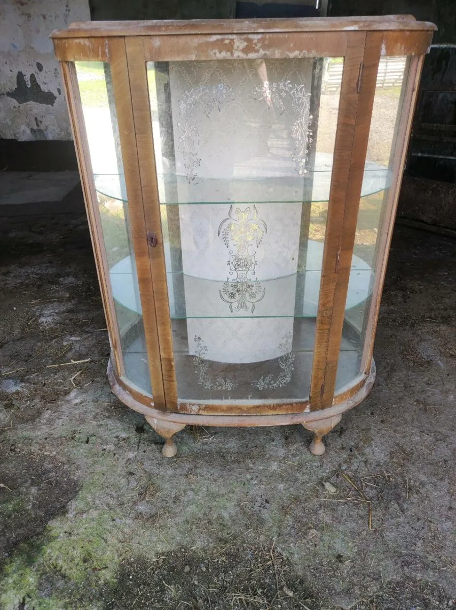 Vintage display cabinet - Image 4