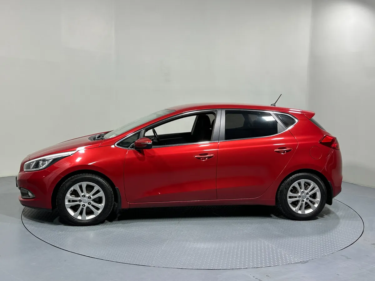 Kia Ceed EX 1.4 Crdi 151 - Image 4