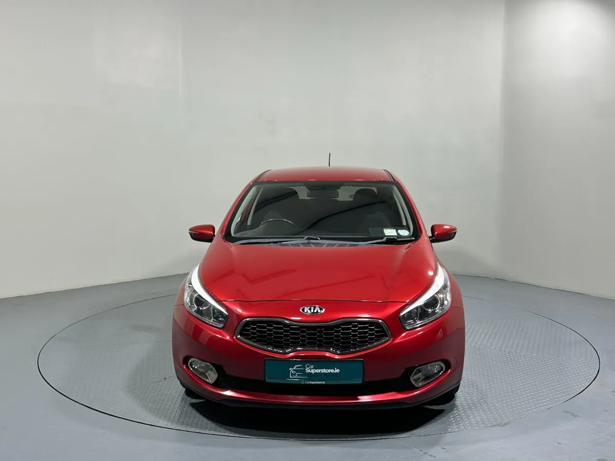 Kia Ceed EX 1.4 Crdi 151 - Image 2