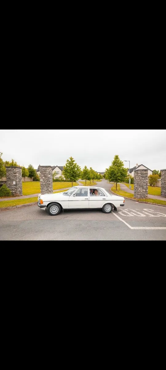 1977 Mercedes-Benz 200 - Image 1