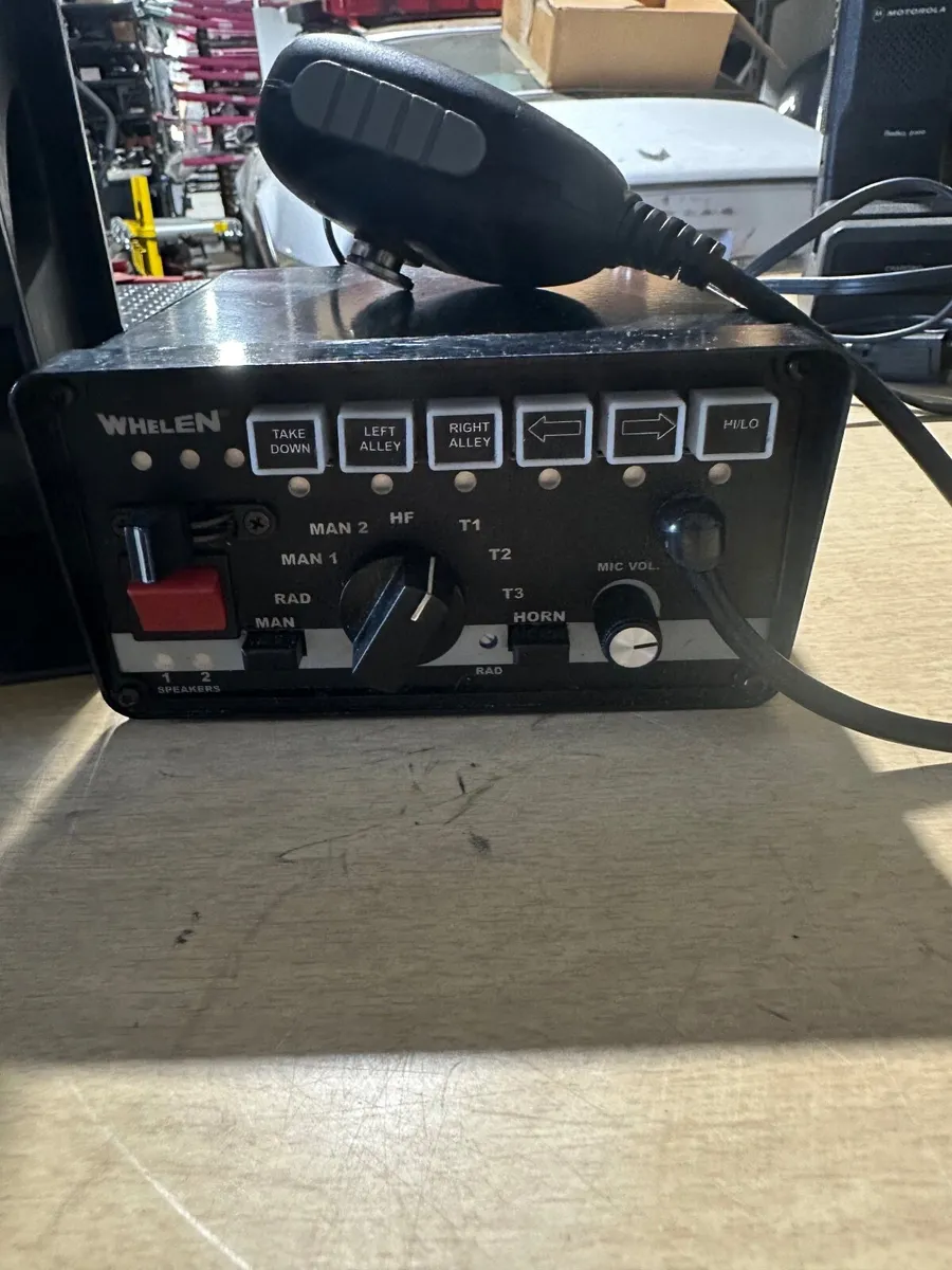 Police car equipment - Image 4