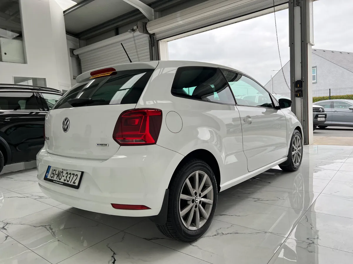 Volkswagen Polo 2015 - Image 4