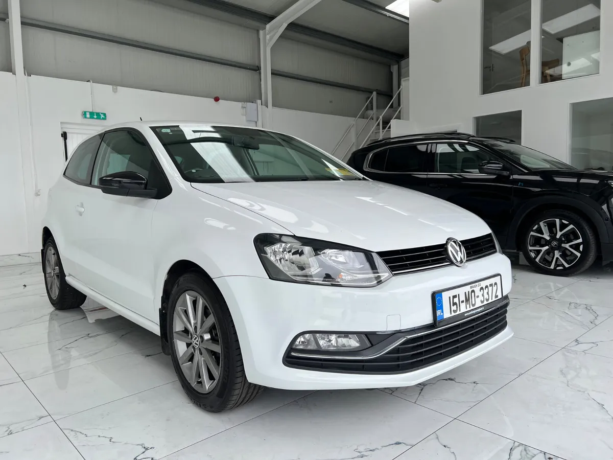 Volkswagen Polo 2015 - Image 1
