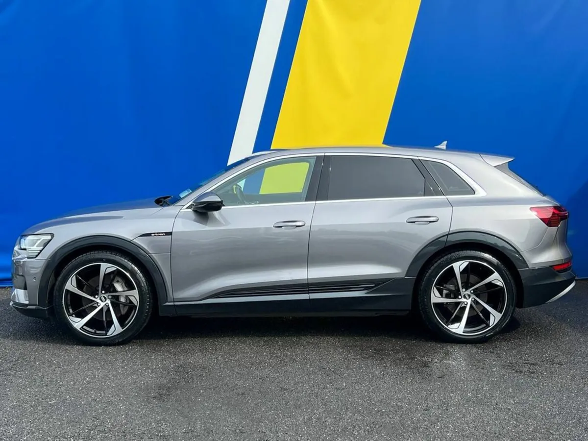 Audi e-tron 50 QUATTRO // NEW 22" RSQ8 ALLOYS // A - Image 3