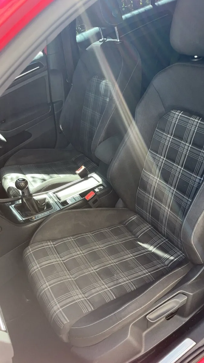 Volkswagen Golf GTD 2.0 - Image 3