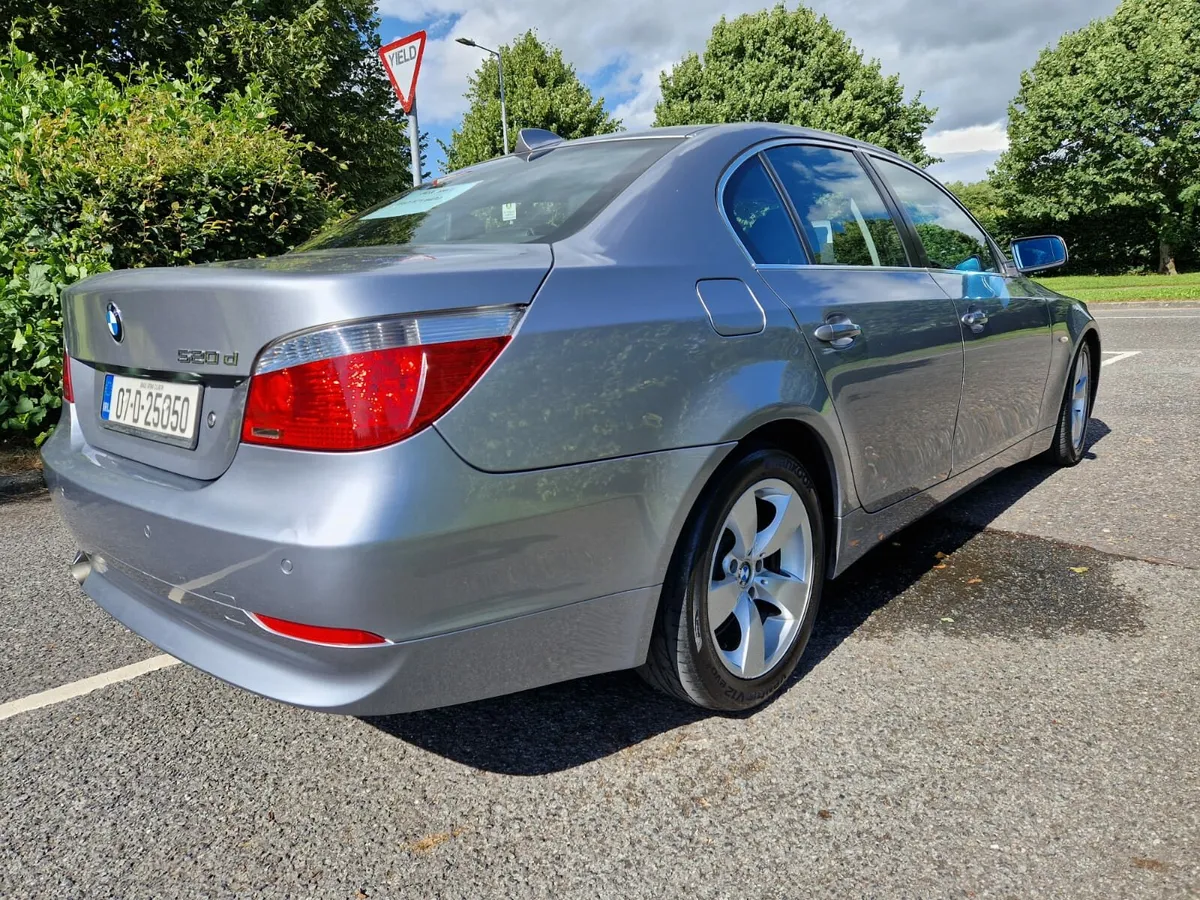 BMW 520 - Image 3