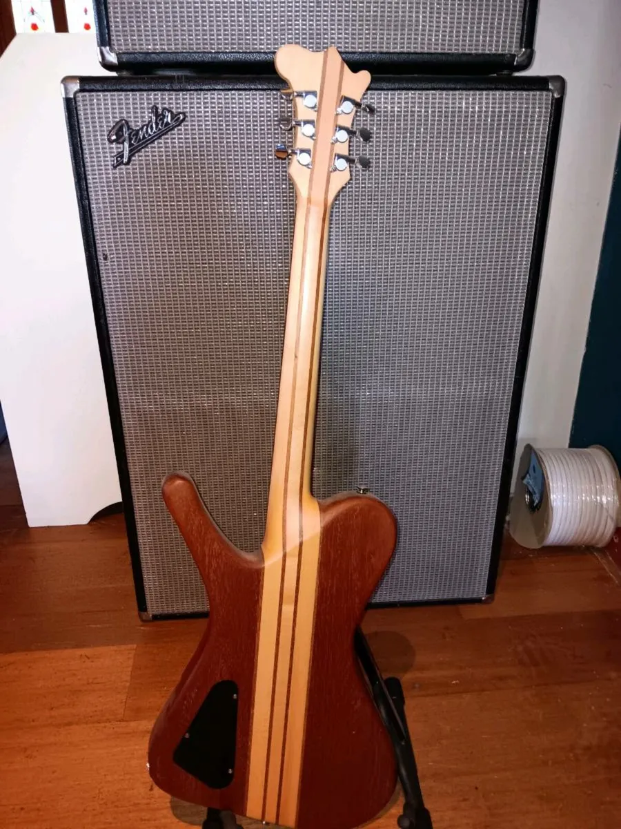 Electric Guitar - Image 4