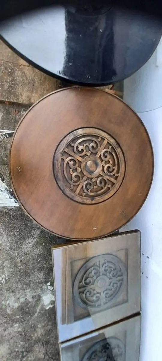 Chinese tables - Image 3